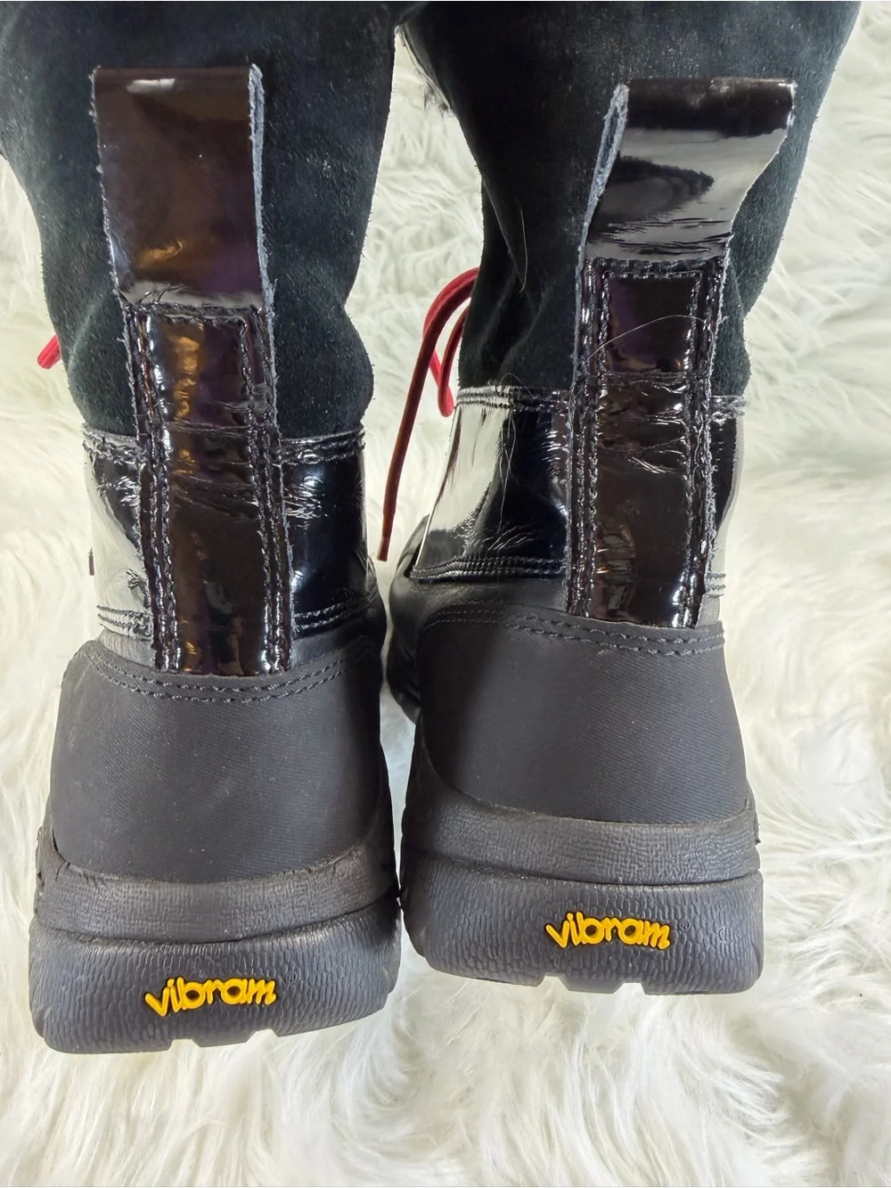 UGG Butte Waterproof Leather Winter Snow Boots Men’s 8 Women’s 9.5 Unisex